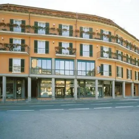 Trilo 4-6 Apartment *
